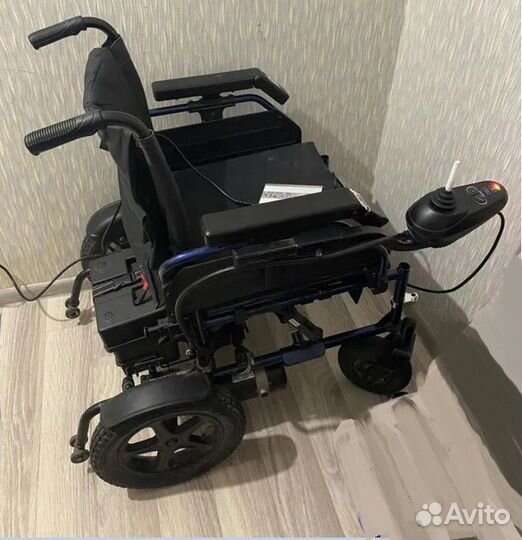 Инвалидная коляска с электроприводом США