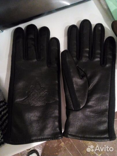 Перчатки