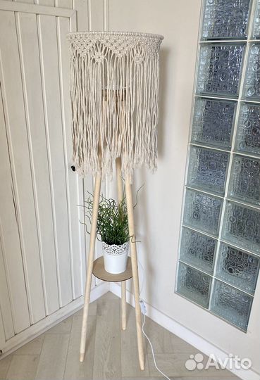 Светильник напольный. Макраме