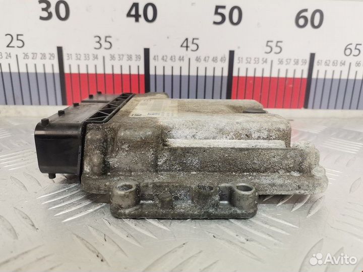 Блок управления двигателем для Opel Zafira B