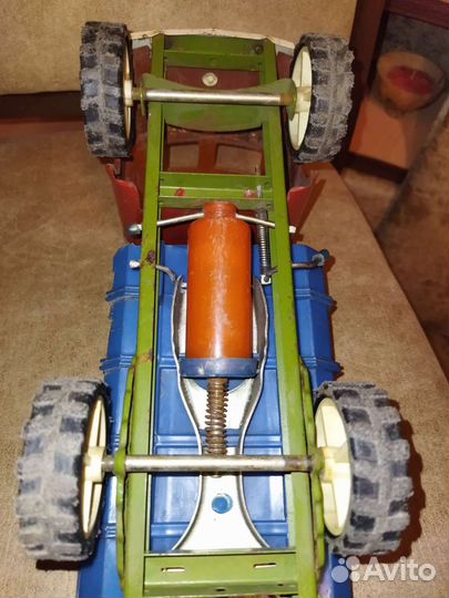 Игрушки СССР металлические машины