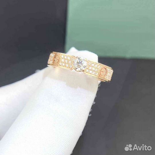 Cartier Love Solitaire золотое кольцо 0,31ct