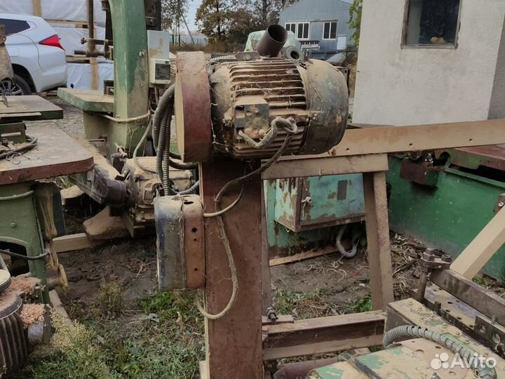 Торцовочная пила бу