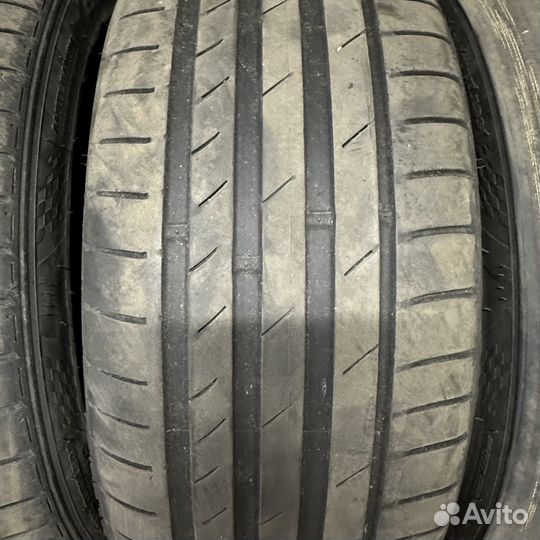 Kumho Ecsta PS71 235/40 R18