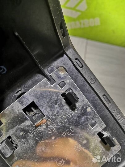 Накладка декоративная Фольксваген Пассат Б3