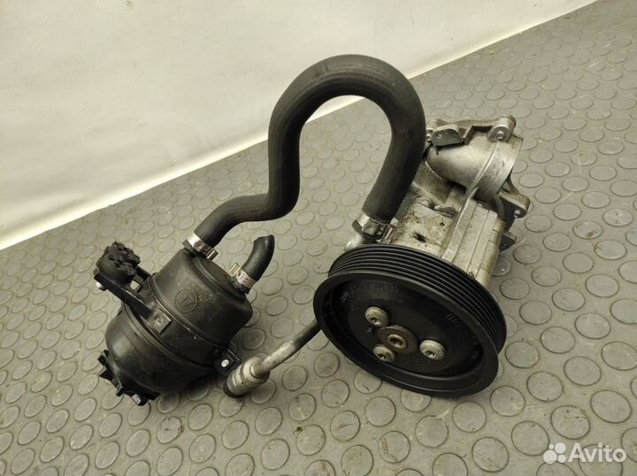 Насос гидроусилителя BMW X1