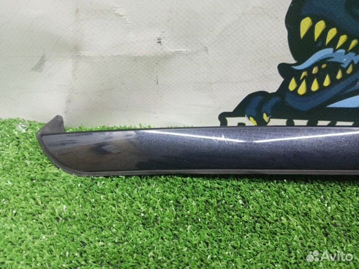 Молдинг лобового стекла правый Volvo Xc60 B4204T6