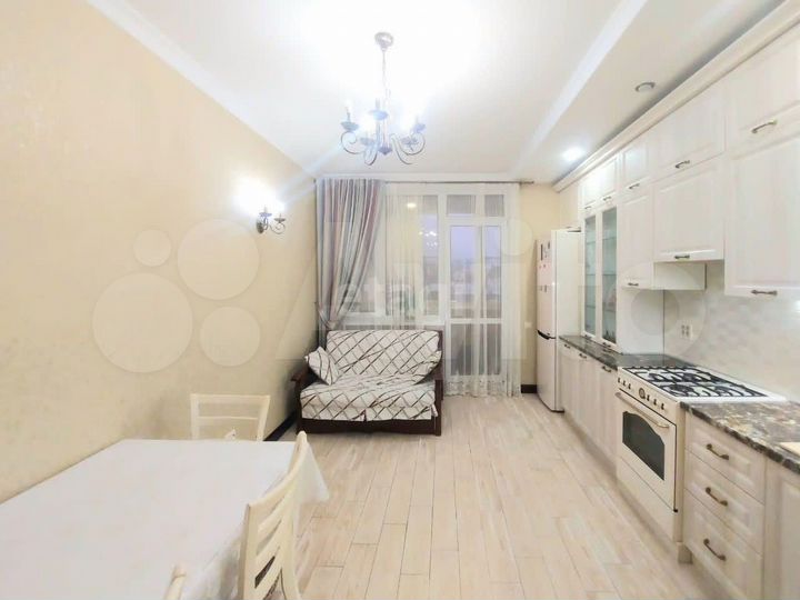 2-к. квартира, 66,2 м², 4/10 эт.