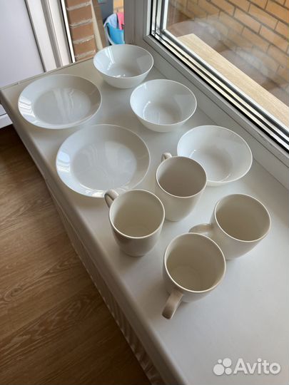 Тарелки и чашки