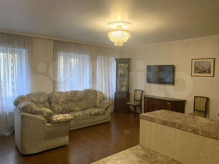 2-к. квартира, 78 м², 2/4 эт.