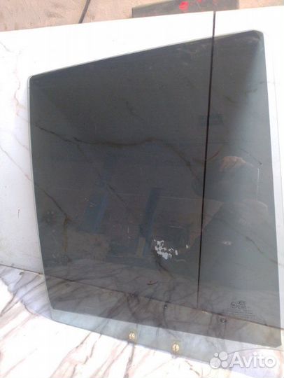 Стекло двери задней правой Kia Sportage FE