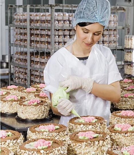 Помощник кондитера/ Кондитер около метро
