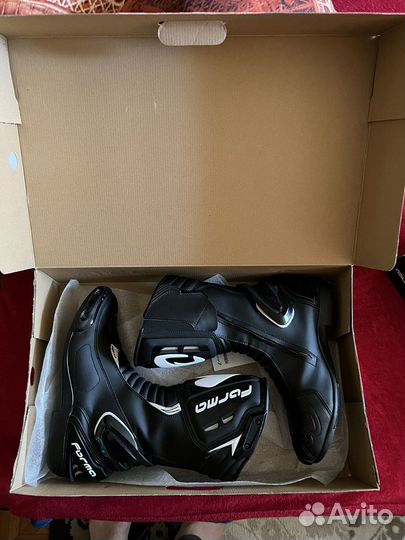 Продам мото сапоги forma