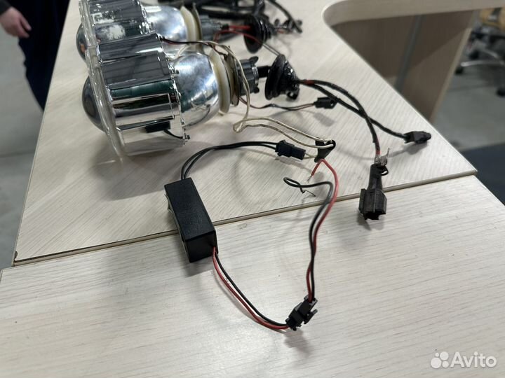 Ксеноновые линзы H4