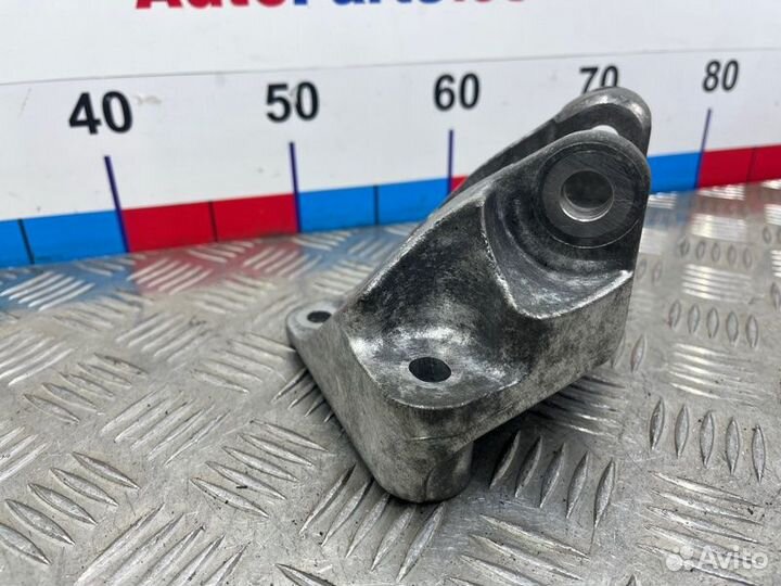 Кронштейн двигателя задний Nissan X-Trail T31 M9R