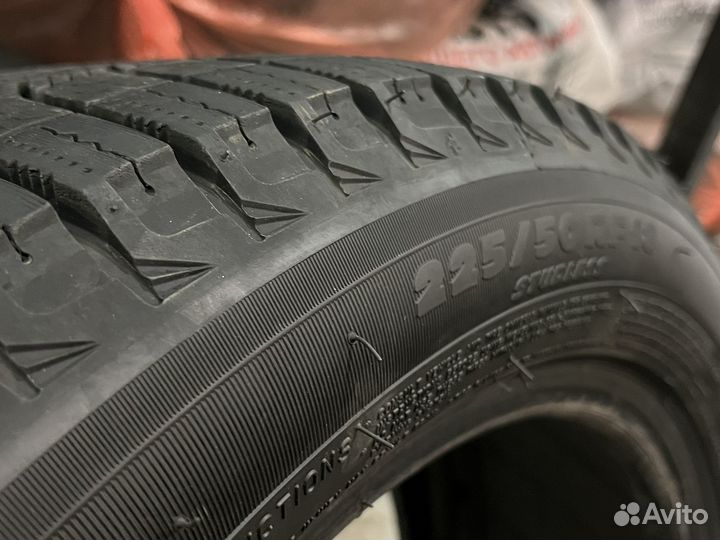 Michelin X-Ice XI3 225/50 R18 95H