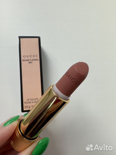 Gucci помада