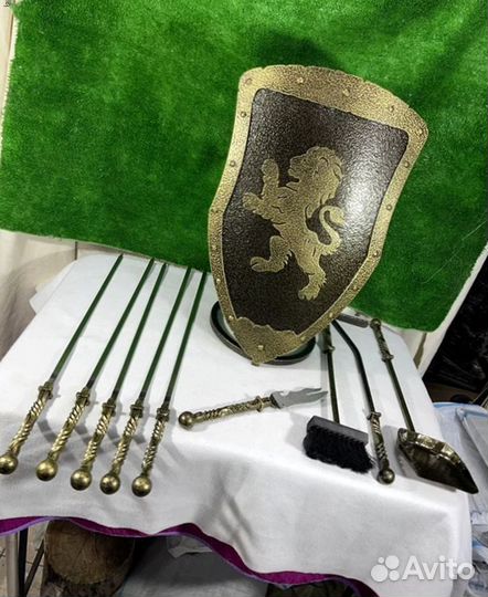 Подставка под шампуры Щит