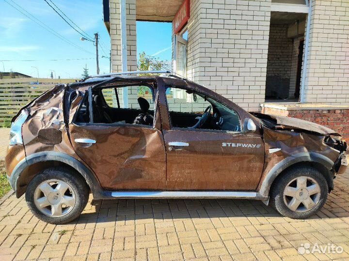 Кузов на запчасти Renault Sandero Stepway