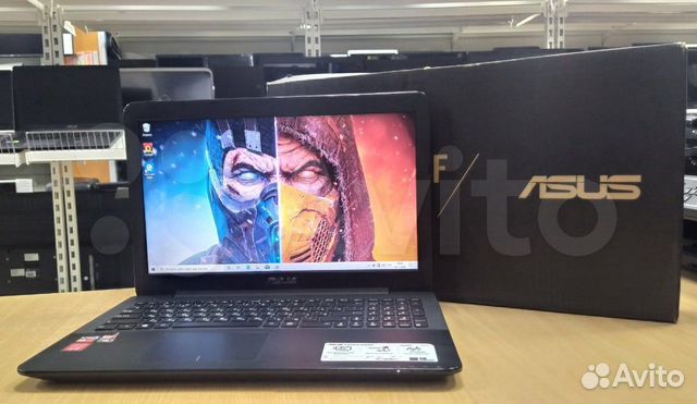 Asus X555Y/A8 7410/8GB/R5 M320/1000GB/15.6