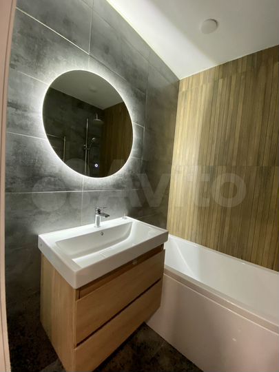 2-к. квартира, 54 м², 8/10 эт.