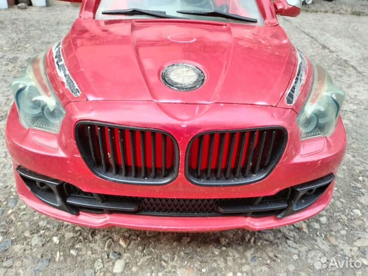 Детская машинка на аккумуляторе