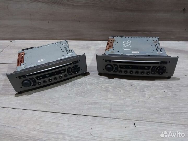 Магнитола штатная Peugeot 308