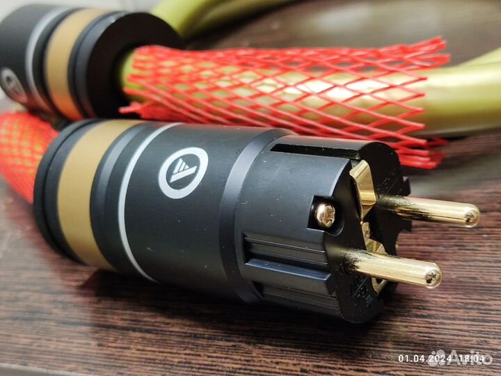 Кабель питания Van den hul mainsstream 1.5м