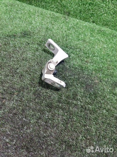 Петля двери передняя левая Chery Tiggo 7 PRO MAX