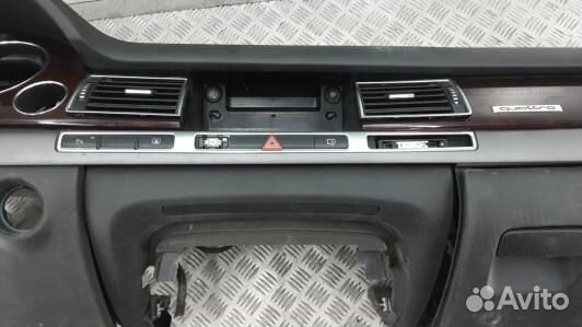 Панель приборов (торпедо) audi A8 D3 (GSE09IS01)