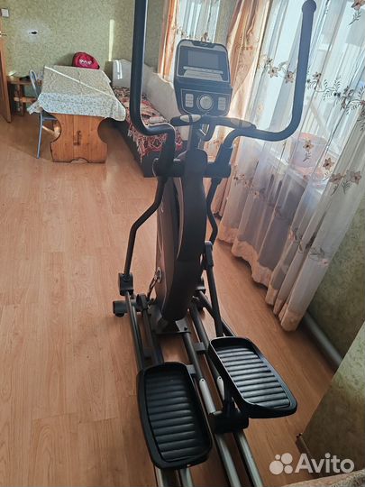 Эллиптический тренажер