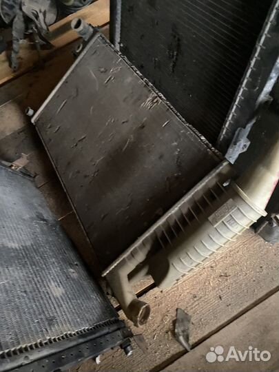 Peugeot partner 2000 год 1.8 бенз радиатор