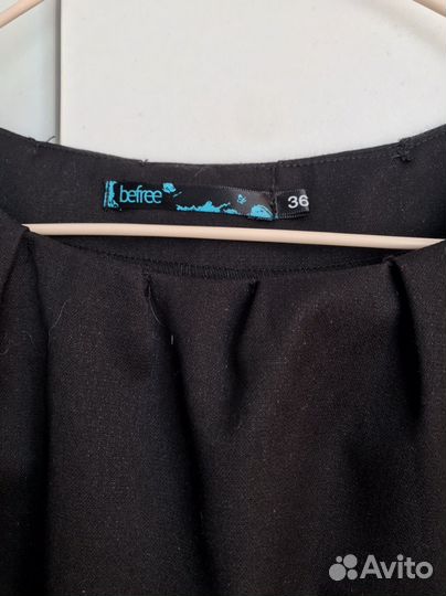 Маленькое черное платье