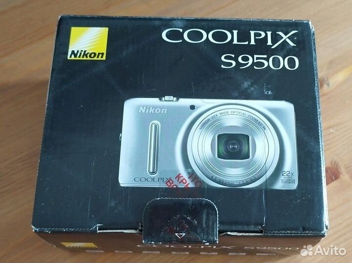 Nikon Coolpix S9500 Silver