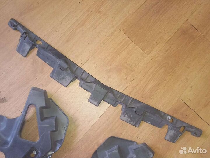 Крепления заднего бампера renault megane2