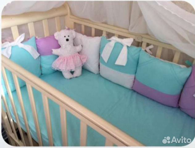 Комплект на кроватку Подушечки бортики и простынь