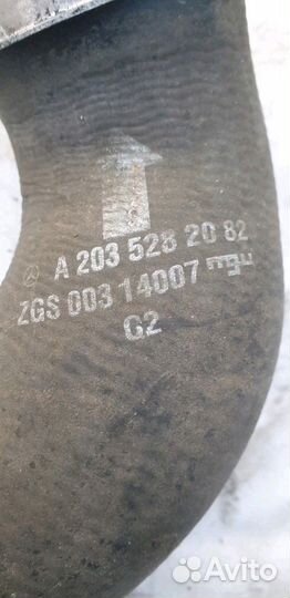 Патрубок A 203 528 20 82 Mercedes w203