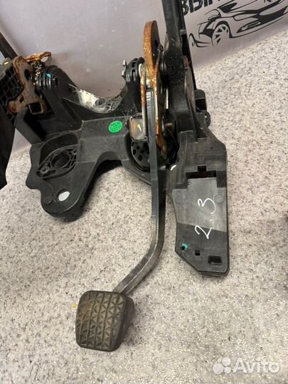 Педальный узел Chevrolet Cruze J300