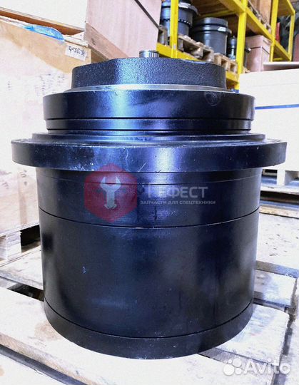 Редуктор хода Hyundai R220LC-9S 39Q6-42102