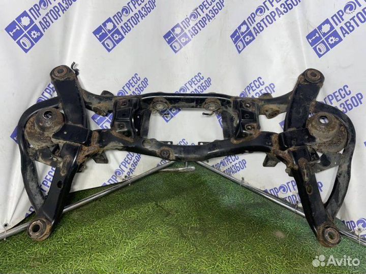 Подрамник задний Volvo Xc 90 кроссовер 2.5 B5254T2