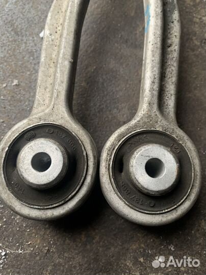 Рычаг верхний кривой на Audi A4 8K A5 8T