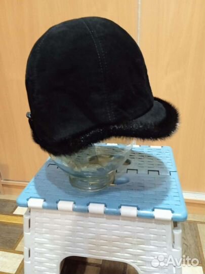 Женские кепки