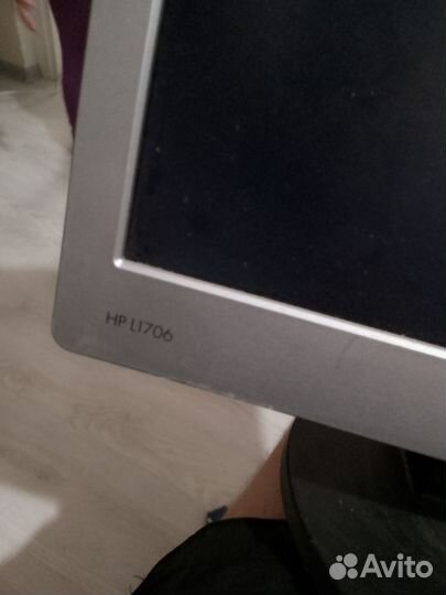 Монитор HP 17