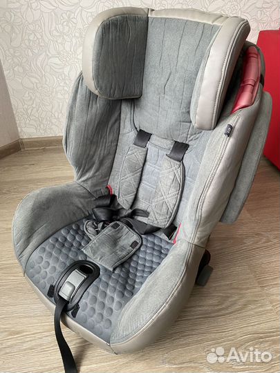Автокресло capella с системой крепления isofix