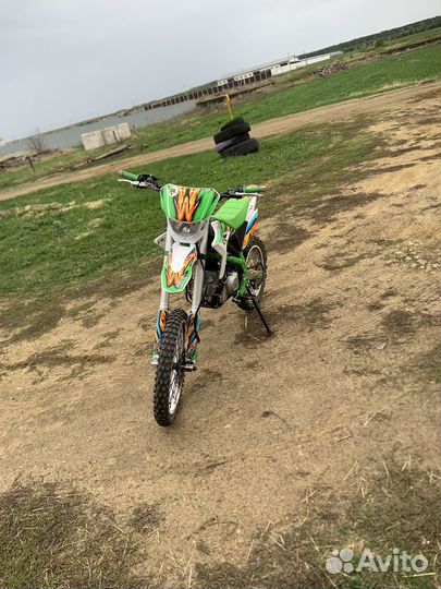 Продам питбайк Wels 140