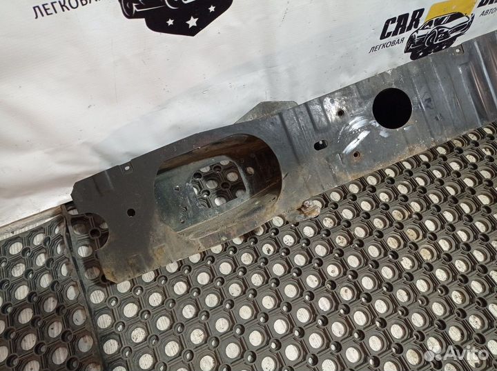 Усилитель переднего бампера Land Rover Range Rover