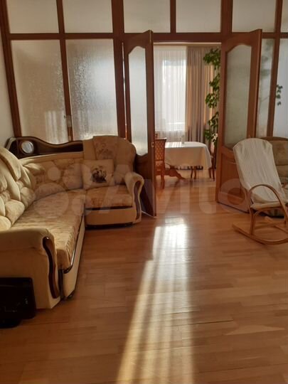 4-к. квартира, 173,6 м², 2/6 эт.