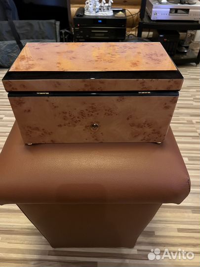 Шкатулка для часов с автоподзаводом