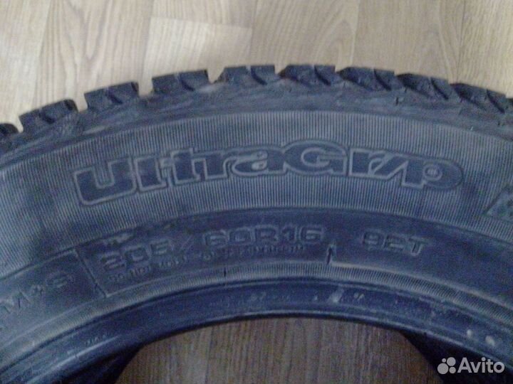 Goodyear UltraGrip Ice 205/60 R16 92T