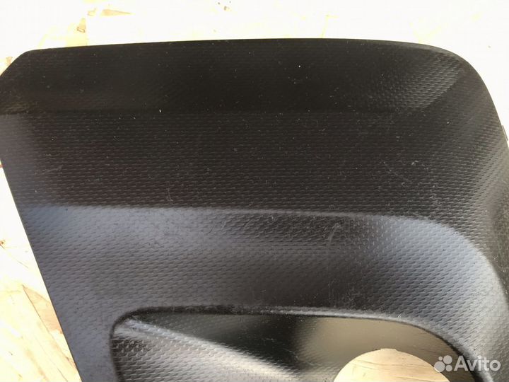 Решетка в бампер левая Subaru Forester 5 SK